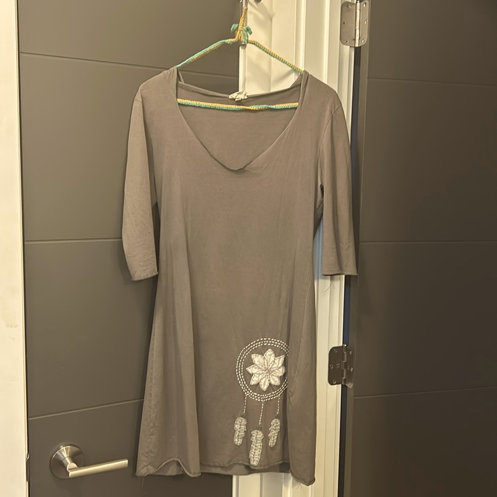 Synergy dress with dreamcatcher appliqué in medium